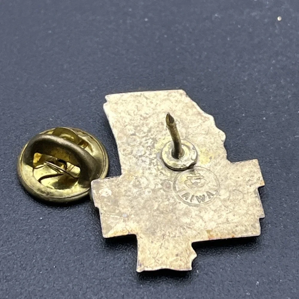 Mississippi Magnolia State Outline Wheel United States Of America‎ Lapel Hat Pin